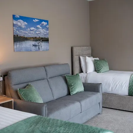 Castle Varagh & Bar Castlepollard