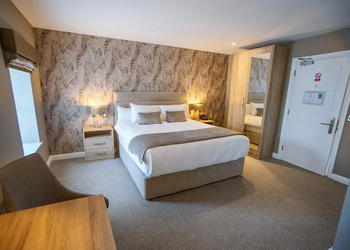 Castle Varagh & Bar Castlepollard