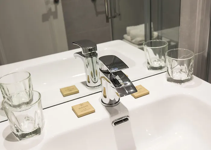 Castle Varagh & Bar 4*